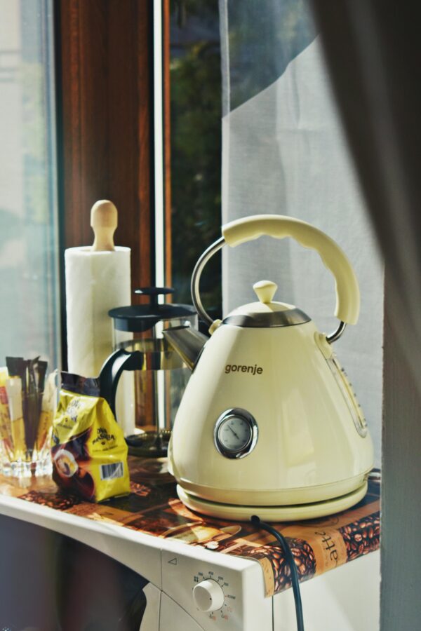 Cozy Kettle + Press